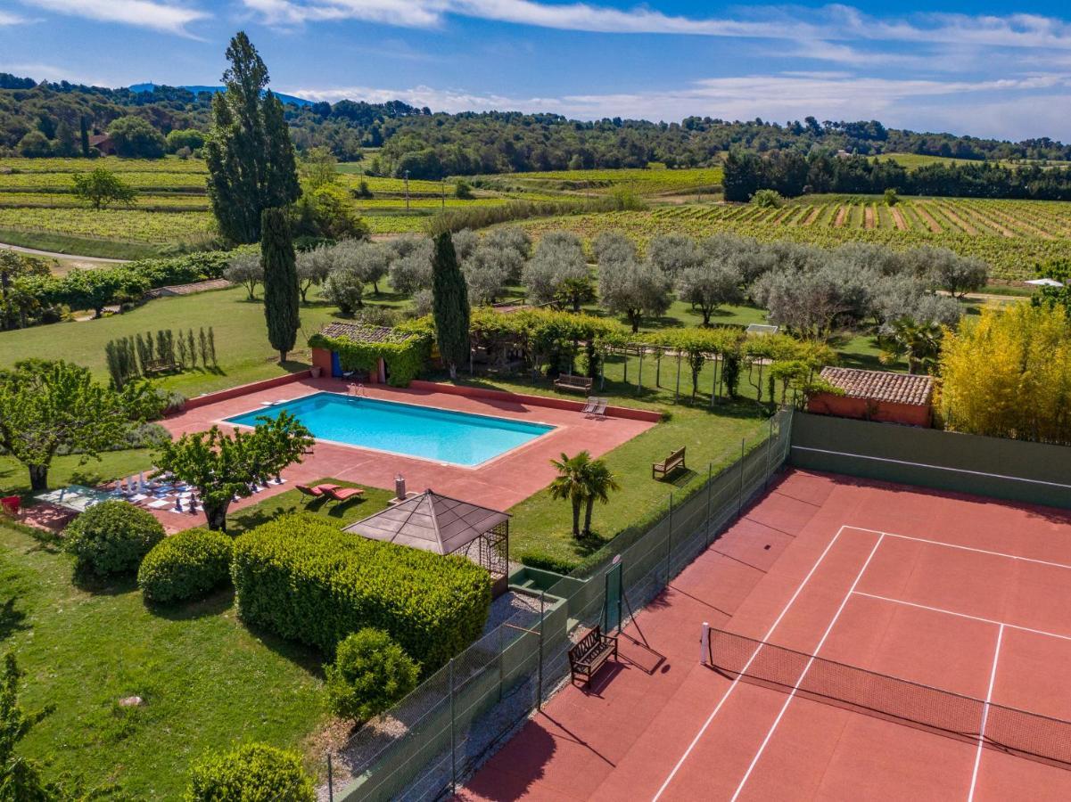 Les Piegonnaises - 2 Roulottes Villa Luaran gambar
